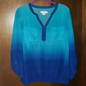 Blue ombre 3/4 sleeve shirt